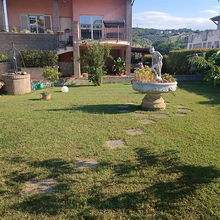 La Sirenetta Villa Tortoreto Bagian luar foto