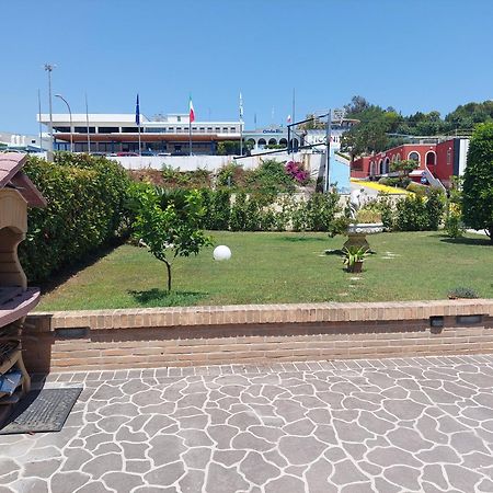 La Sirenetta Villa Tortoreto Bagian luar foto